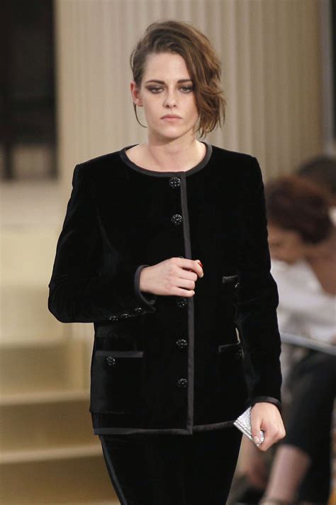 kristen stewart chanel outfits.